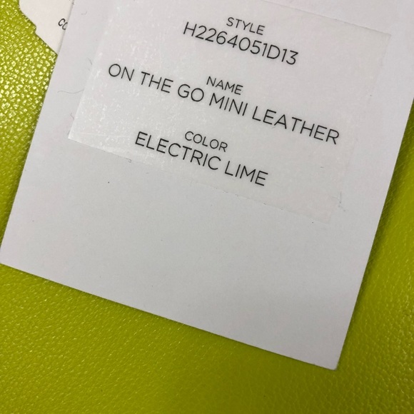 Auth Diane von Furstenberg DVF On the Go Mini Leather Crossbody Handbag - Picture 14 of 16